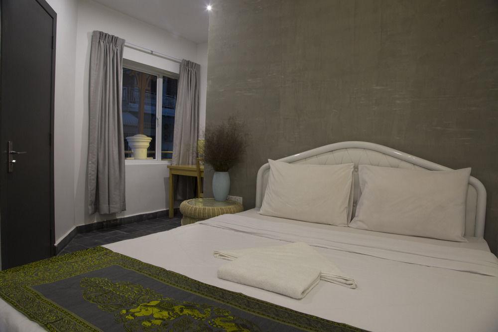Rachana Hostel Phnom Penh Esterno foto