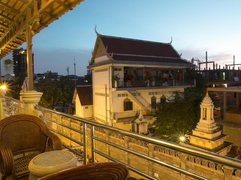 Rachana Hostel Phnom Penh Esterno foto