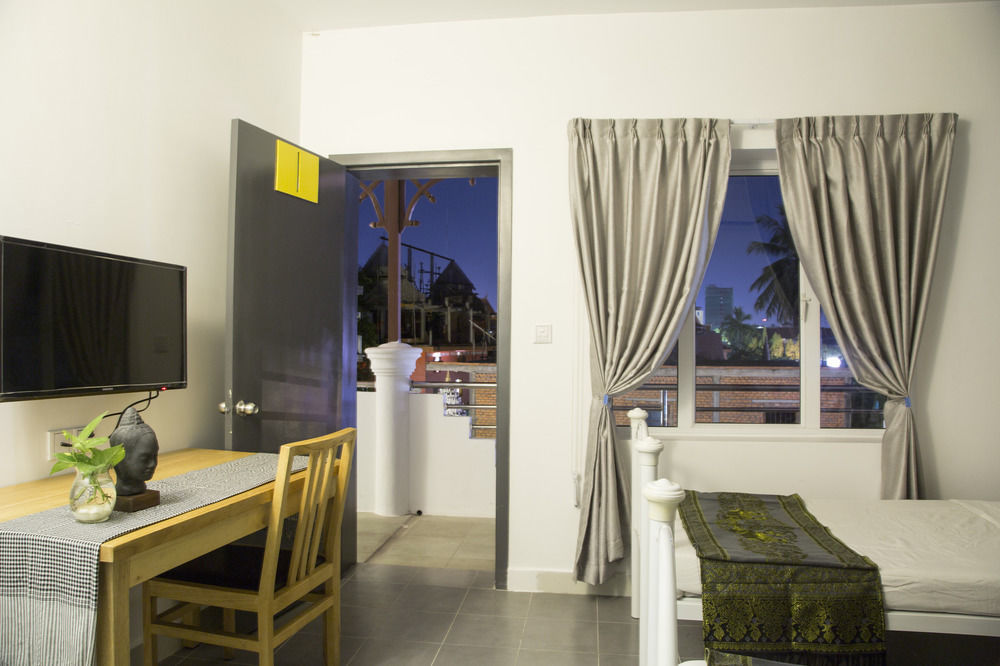 Rachana Hostel Phnom Penh Esterno foto