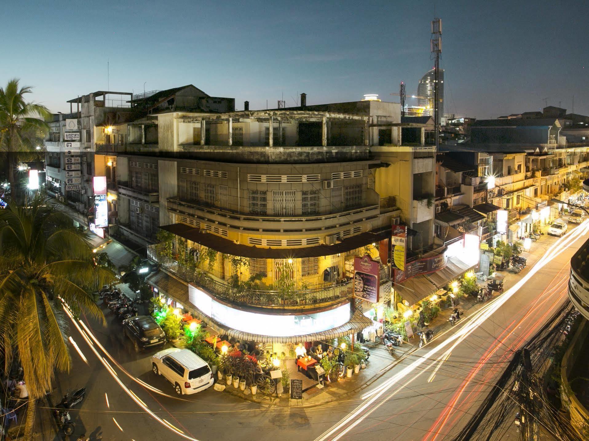 Rachana Hostel Phnom Penh Esterno foto