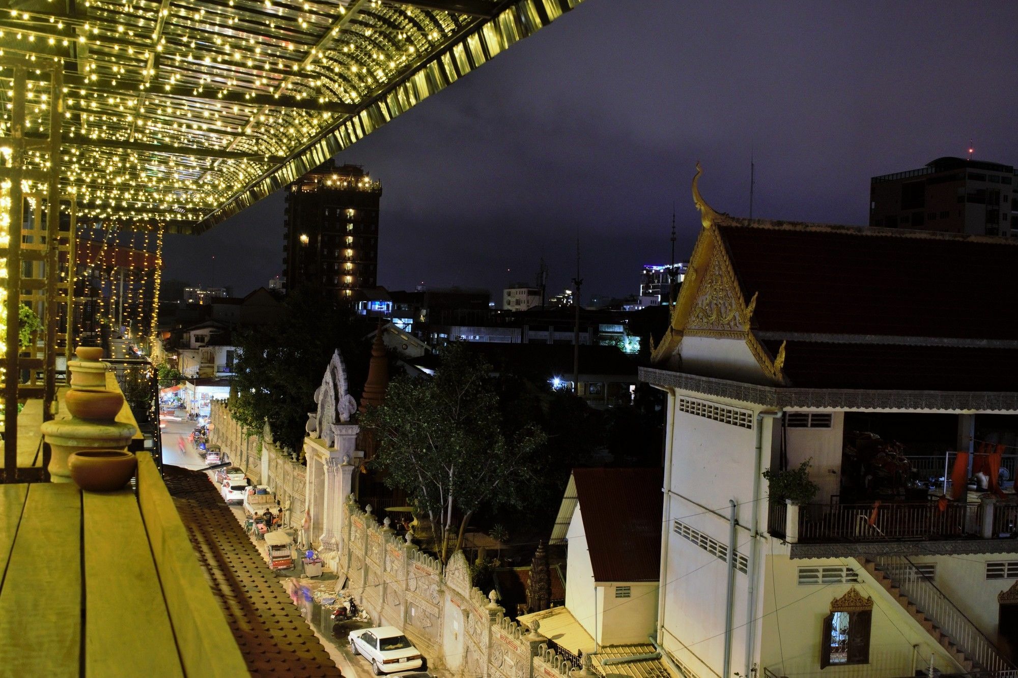Rachana Hostel Phnom Penh Esterno foto